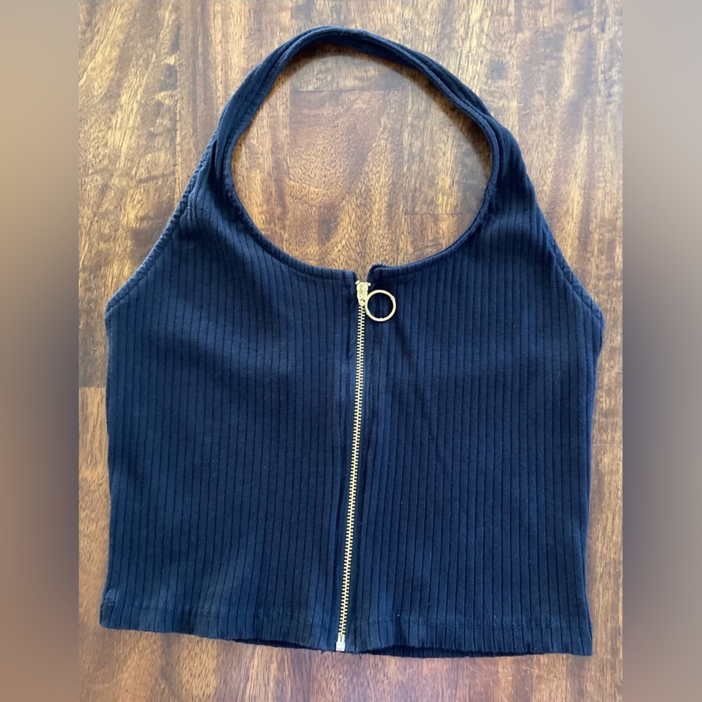 Heart & Hips Back Crop Top With Zipper